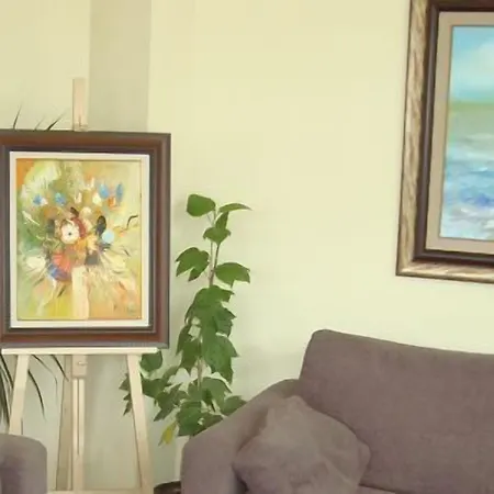 Sea Park Homes Neshkov מלון דירות 3*