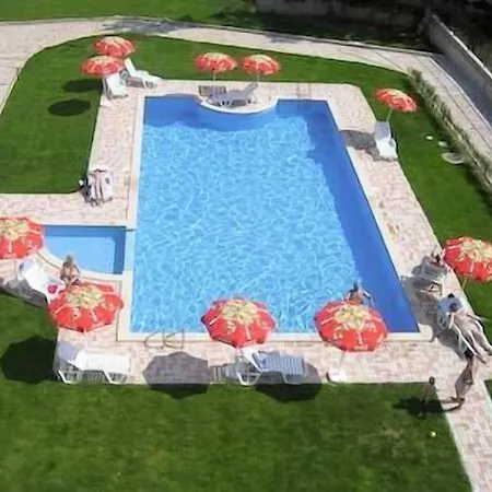 Sea Park Homes Neshkov Aparthotel