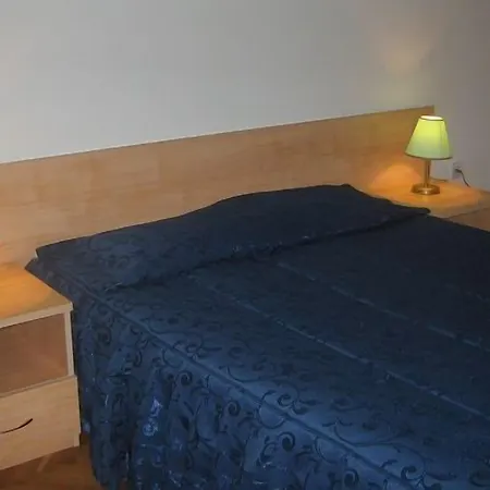 מלון דירות Sea Park Homes Neshkov 3*