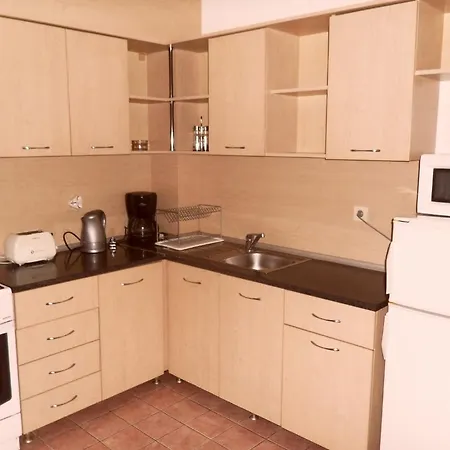 Sea Park Homes Neshkov מלון דירות