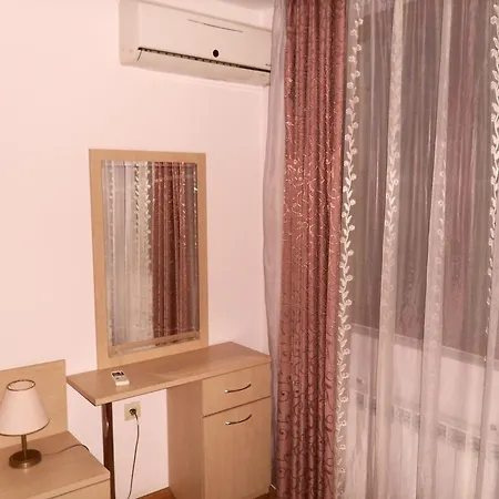 מלון דירות Sea Park Homes Neshkov וארנה