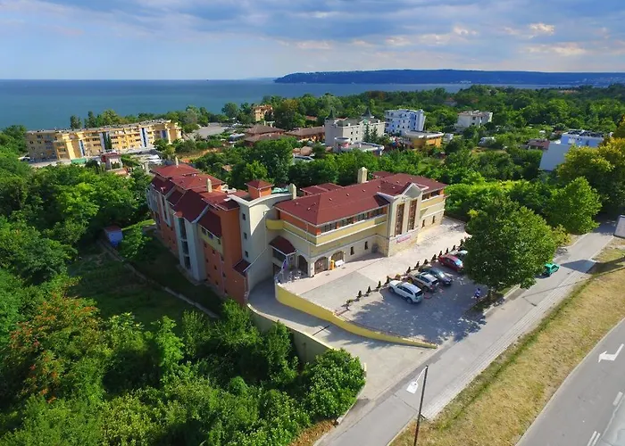 Apartmanhotel Sea Park Homes Neshkov 3*