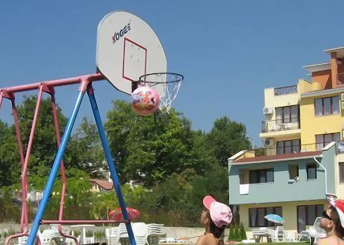 Sea Park Homes Neshkov Apartmanhotel