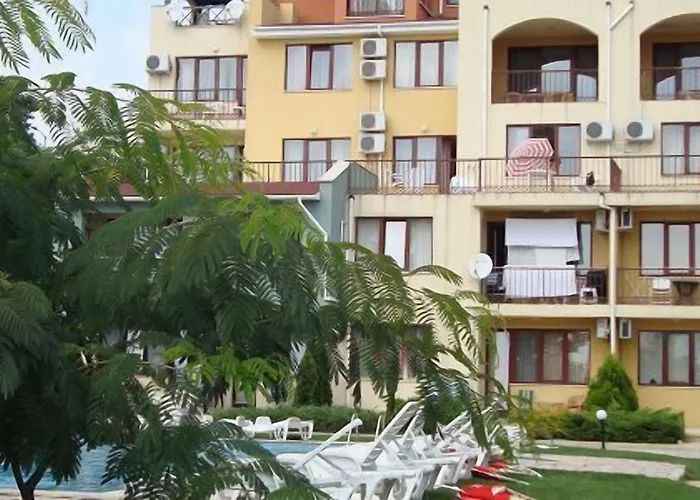 Apartmanhotel Sea Park Homes Neshkov 3*