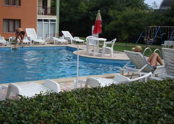 Apartmanhotel Sea Park Homes Neshkov 3*