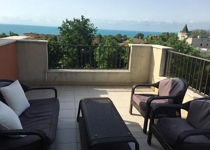 Sea Park Homes Neshkov Apartmanhotel Várna