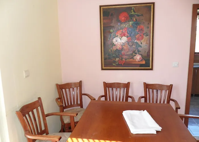 Sea Park Homes Neshkov Apartmanhotel Várna