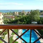 Sea Park Homes Neshkov Apart Otel Varna