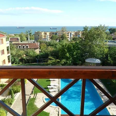 Sea Park Homes Neshkov Aparthotel Varna