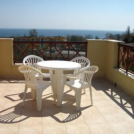 Sea Park Homes Neshkov Aparthotel Varna