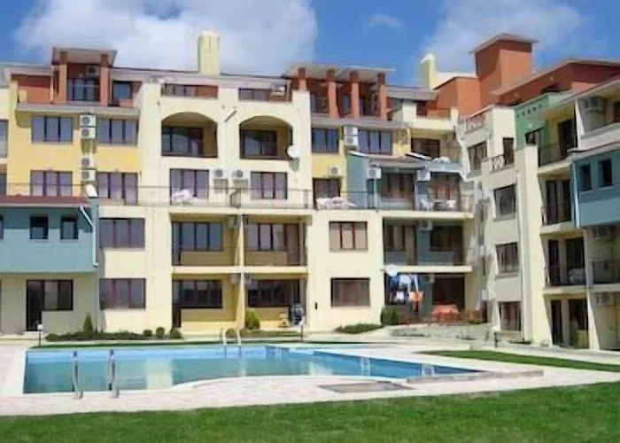 Aparthotel Sea Park Homes Neshkov 3*